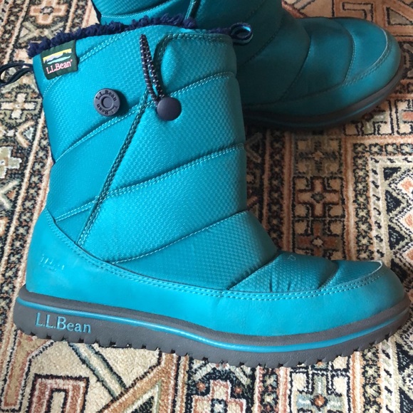 L. L. Bean Ultralight Winter Snow Boot Size 4 - Picture 3 of 9